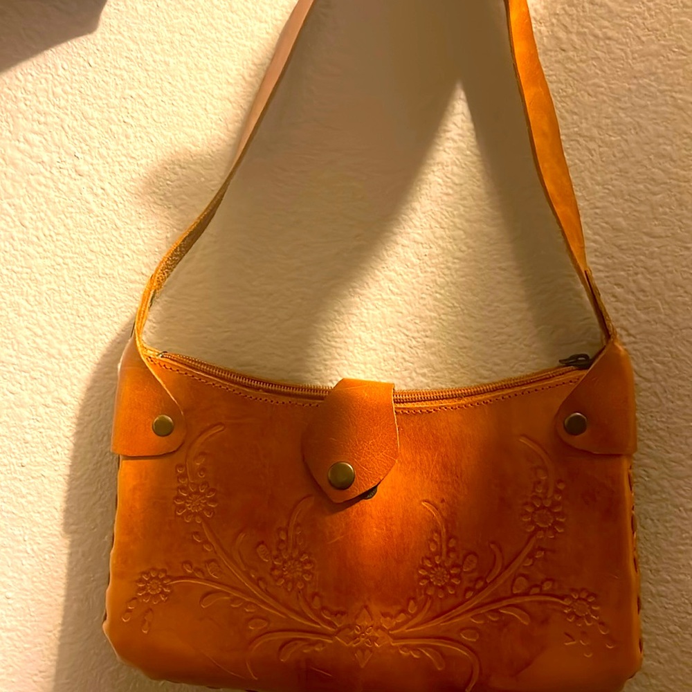 Handmade leather small purse
